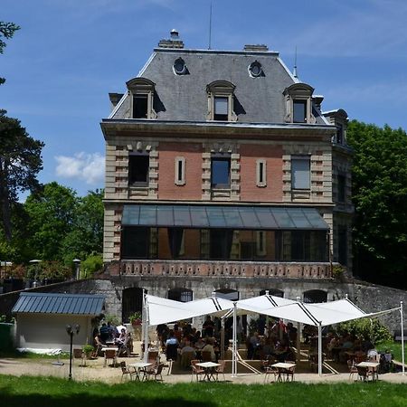Le Chateau Des Arenes Gières Екстериор снимка