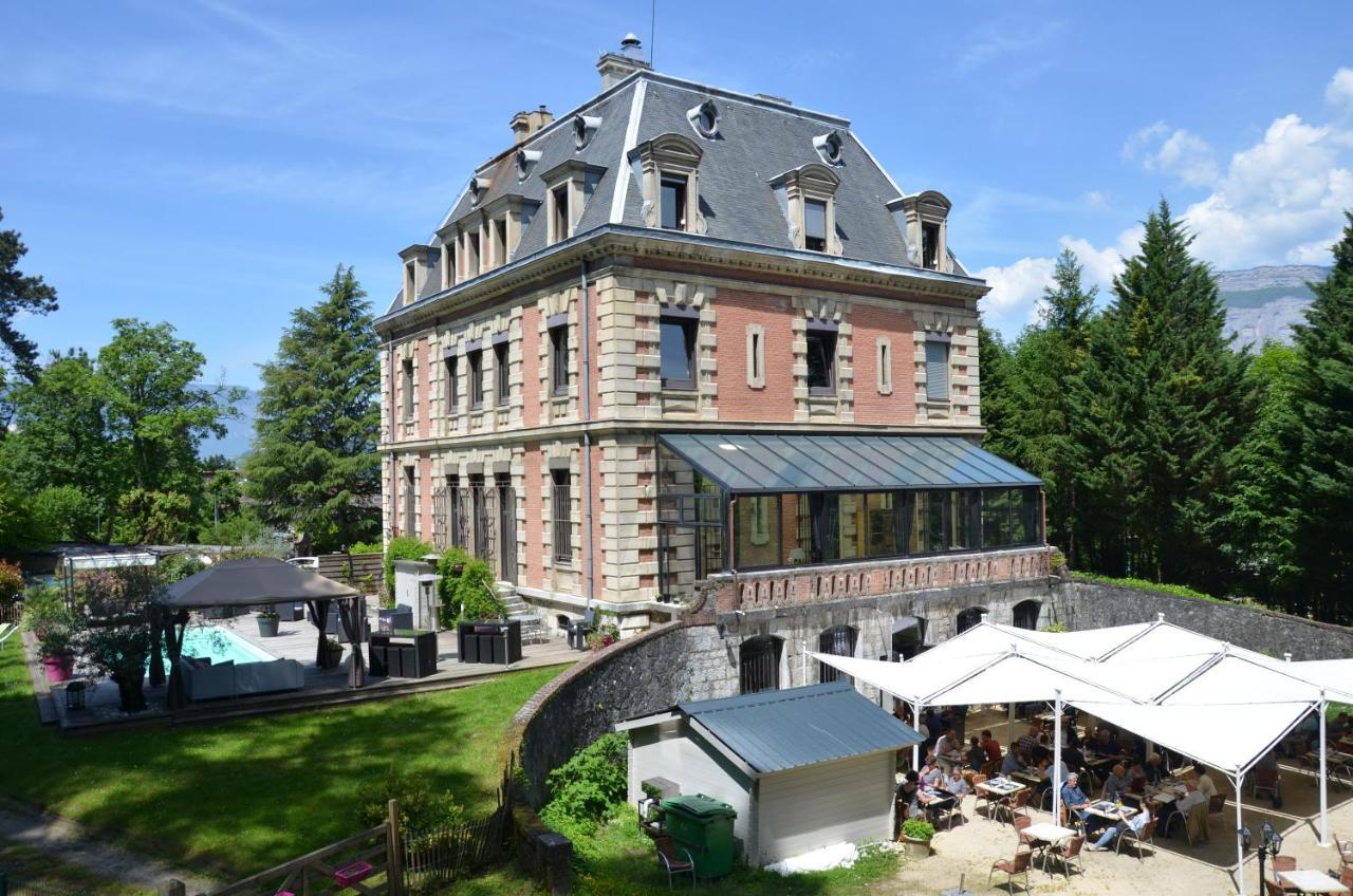 Le Chateau Des Arenes Gières Екстериор снимка