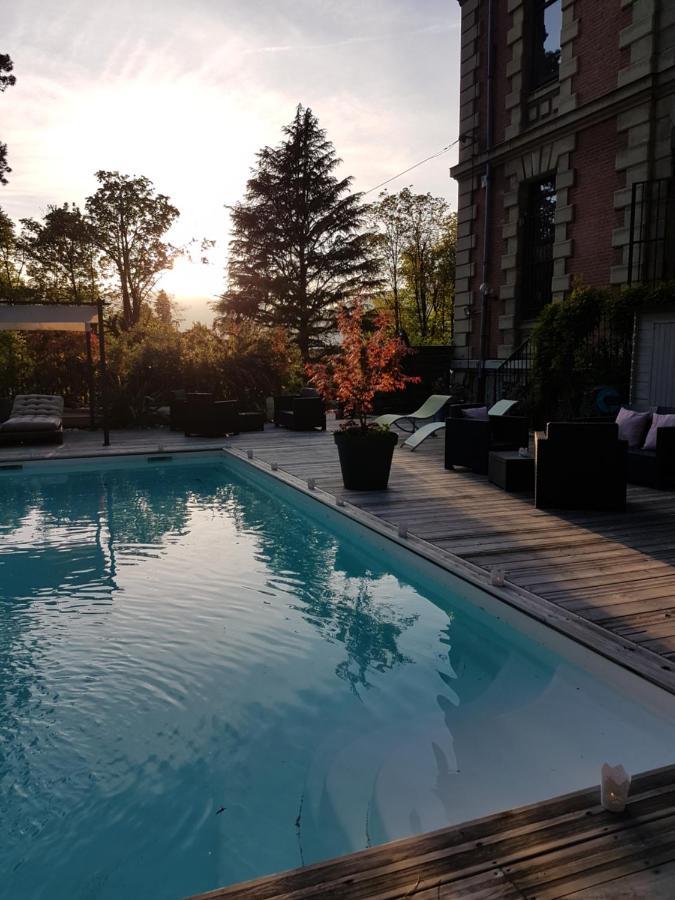 Le Chateau Des Arenes Gières Екстериор снимка